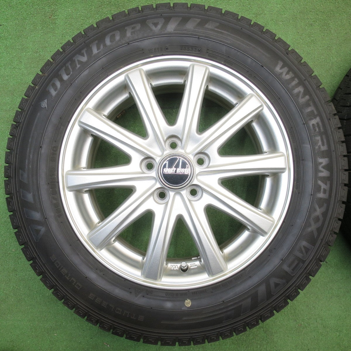 バリ溝！22年！9.5分★プリウス 等 195/65R15 スタッドレス ダンロップ ウインターマックス03 SPORT RUOTA 15インチ PCD100/5H★6032703NJス