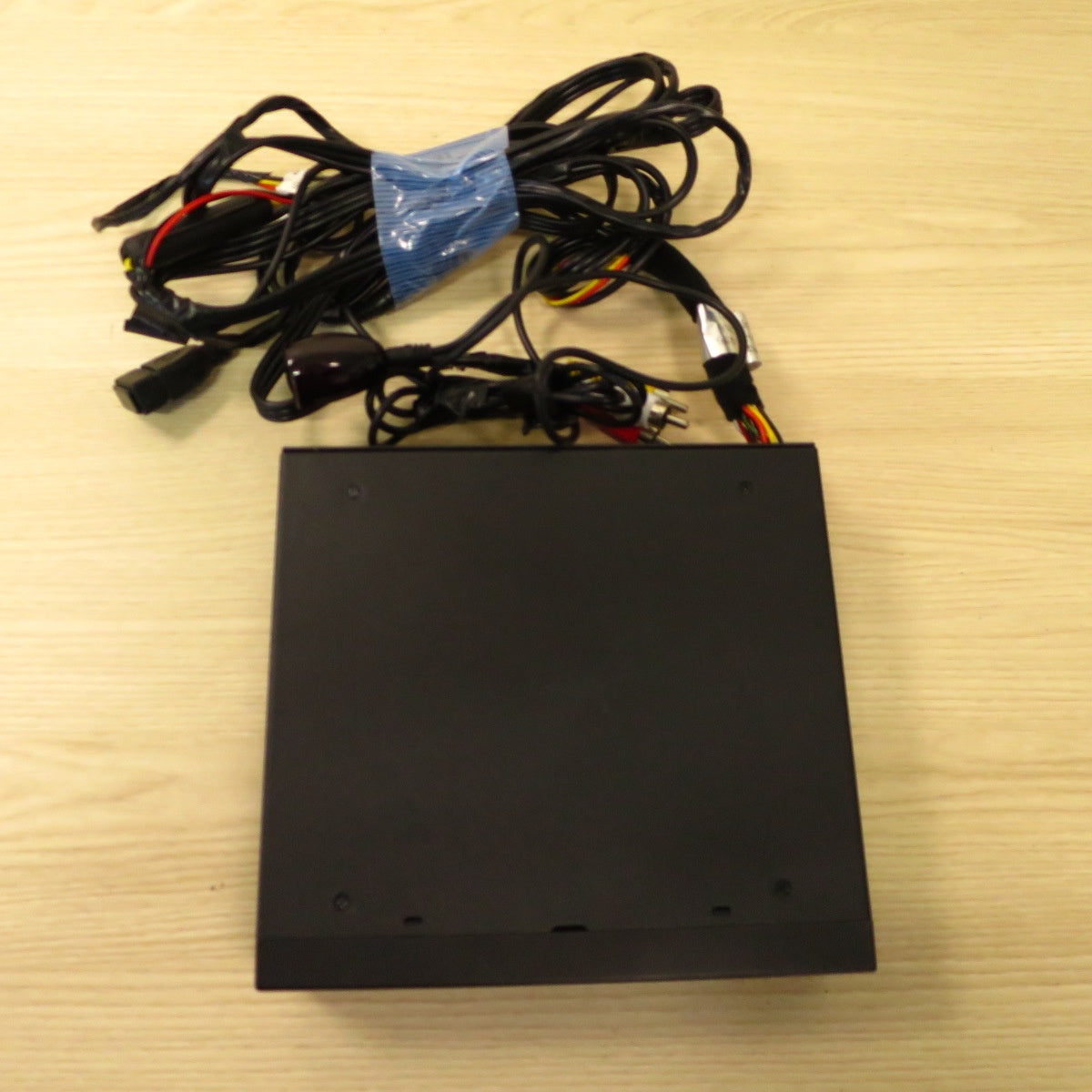 ♪KAIHOU カイホウ 車載 DVD プレーヤー KH-DV201 リモコン 付き CPRM 再生対応 リジューム 機能 搭載 DC 12V♪ [送料無料]