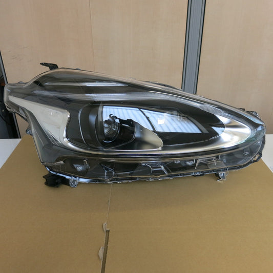 [送料無料] 未使用◆トヨタ NSP170 G シエンタ 純正 ヘッドライト 右 側 ICHIKOH 52-317 81110-52N00 TOYOTA カー パーツ◆