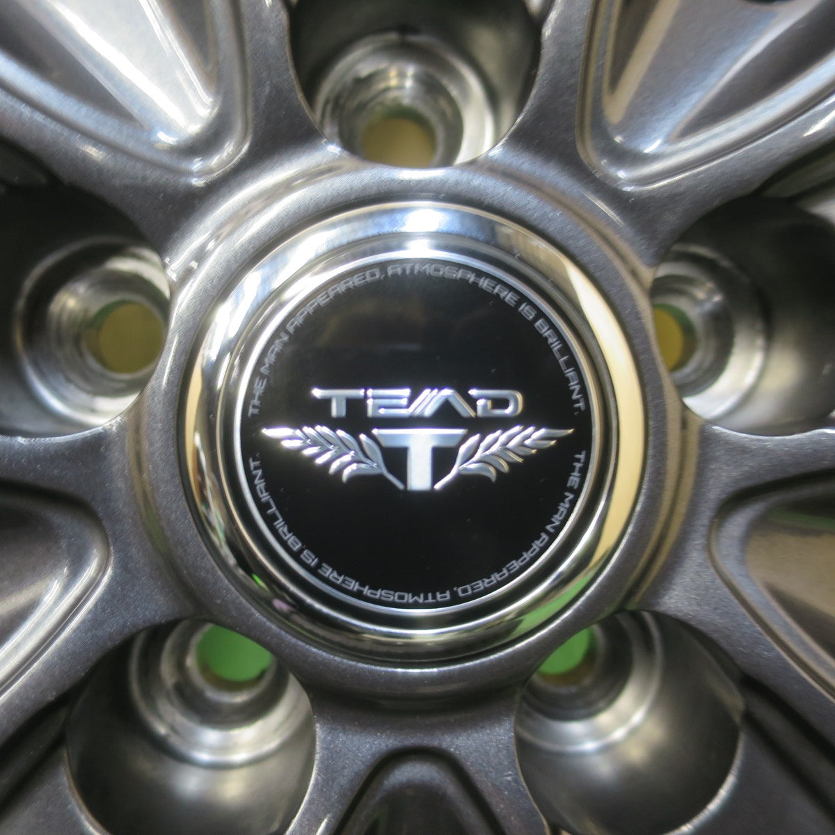 バリ溝！23年！キレイ！9.5分★シエンタ 等 185/65R15 スタッドレス ヨコハマ アイスガード iG60 TEAD テッド 15インチ PCD100/5H★6031203イス