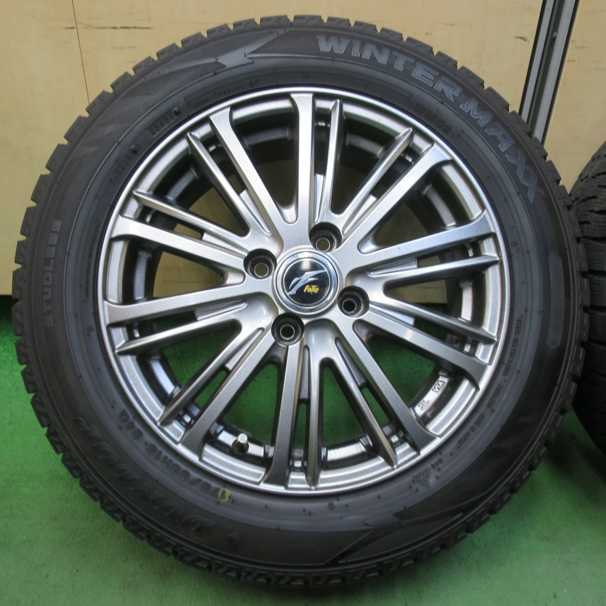 キレイ！21年★スタッドレス 175/65R15 ダンロップ ウインターマックス WM02 Fang ファング 15インチ PCD100/4H★5043003イス