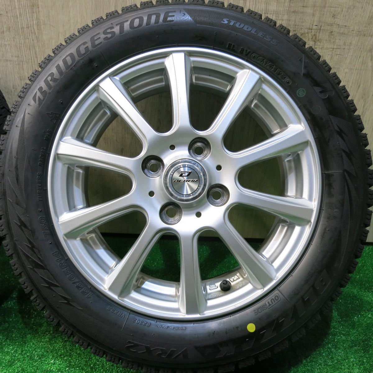 バリ溝！23年！キレイ！ほぼ10分★スタッドレス 155/65R14 ブリヂストン ブリザック VRX2 DEBOR 14インチ PCD100/4H★5110814HAス