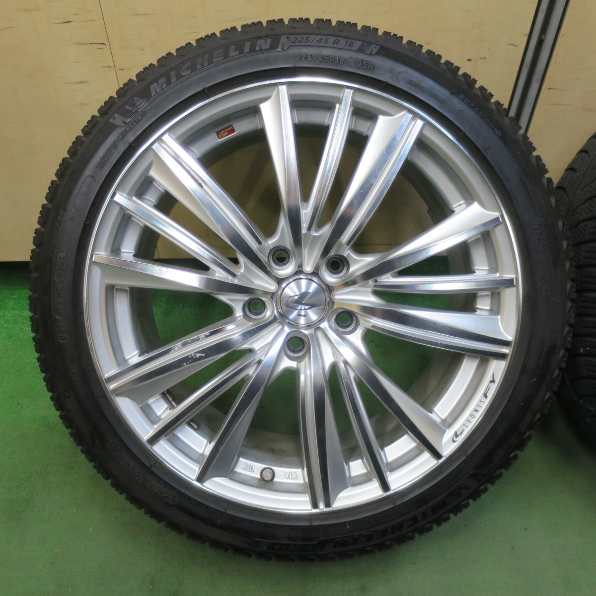4本価格★LEONIS FY 225/45R18 スタッドレス ミシュラン X-ICE3+ 18インチ レオニス PCD114.3/5H★5111002TTス