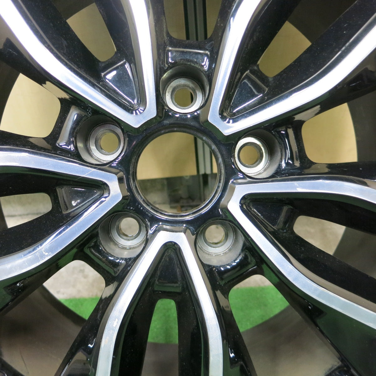 [送料無料] バリ溝！23年！9.5分！1本★ホンダ RV系 ヴェゼル 純正 225/50R18 ブリヂストン アレンザ H/L33 18インチ PCD114.3/5H★5012802ナノ