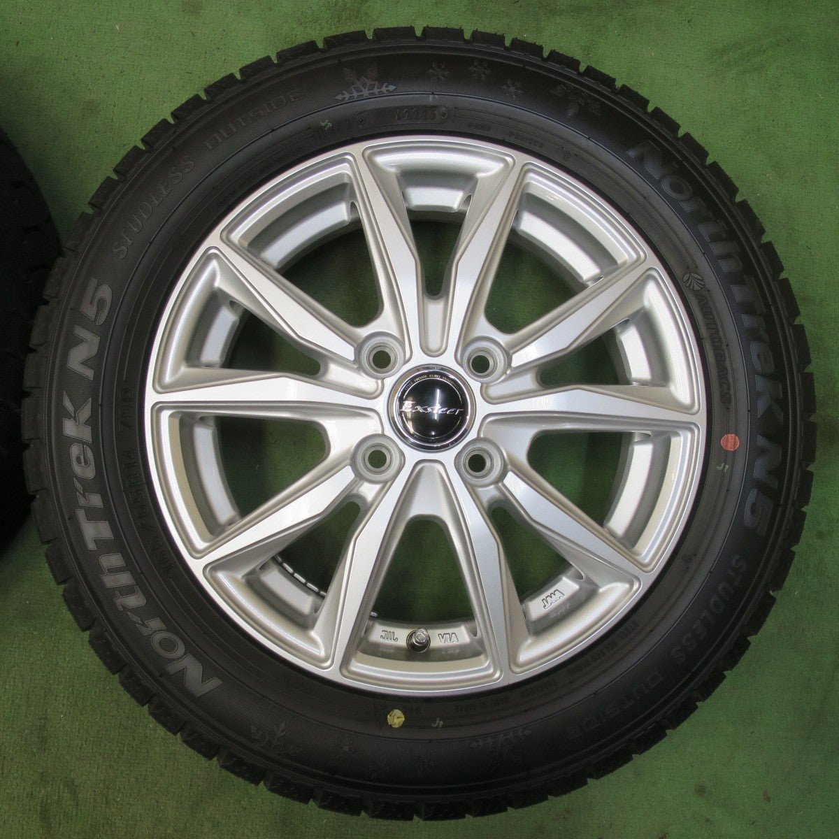 ほぼ未使用！25年！キレイ★スタッドレス 165/65R14 オートバックス ノーストレック N5 Exsteer エクスター 14インチ ソリオ ハスラー 等 PCD100/4H★6031205イス