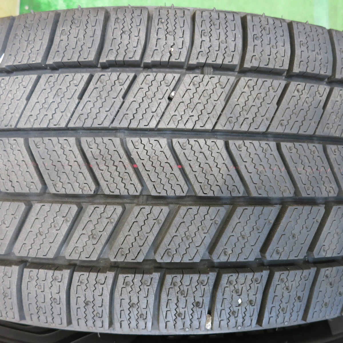 バリ溝！25年！ほぼ10分◎スタッドレス 235/60R18 ブリヂストン ブリザック WZ-1 GLAMIC LX-S グラミック 18インチ PCD114.3/5H◎6100406HAス