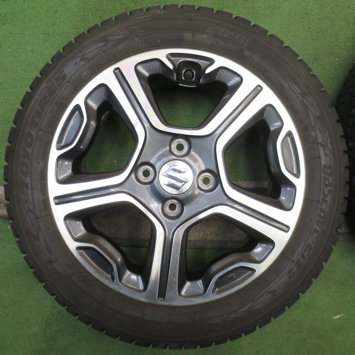 バリ溝！22年！9.5分以上★スズキ MR31S ハスラー 純正 165/60R15 スタッドレス トーヨー オブザーブ GIZ2 15インチ PCD100/4H★5092402NJス