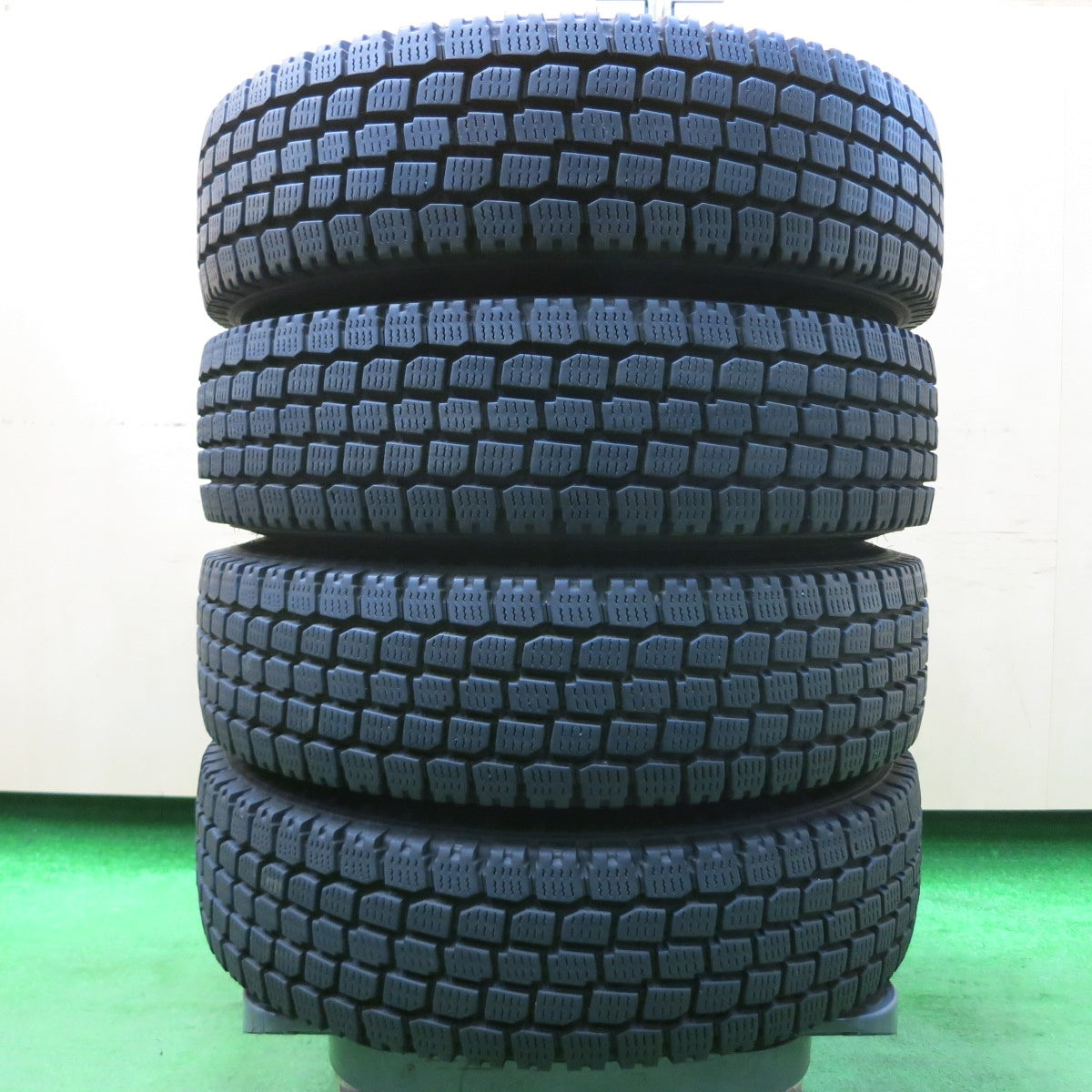 *送料無料* バリ溝！キレイ！9分★プロボックス 等 155/80R14 88/86N スタッドレス ヨコハマ SY01 スチール ホイール PCD100/4H★4040904イス