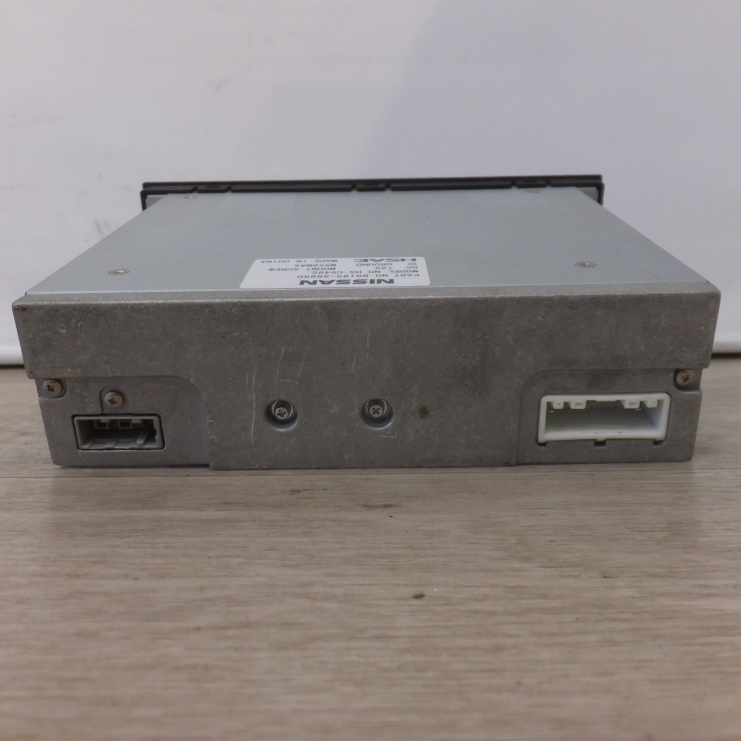 [送料無料] ★HSAE製 日産 純正 カーオーディオ CDプレーヤー HS-C5482 B8185-89950[17-2]★