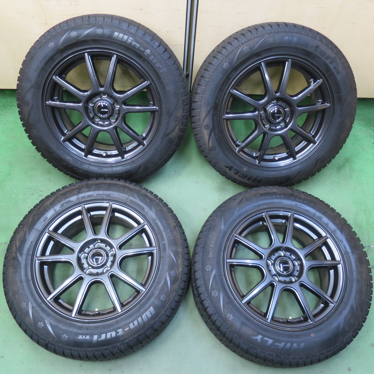 バリ溝！22年！キレイ！9.5分以上★スタッドレス 225/65R17 ハイフライ Win-turi 212 EMBELY S10 エンベリー 17インチ PCD114.3/5H★6042002イス