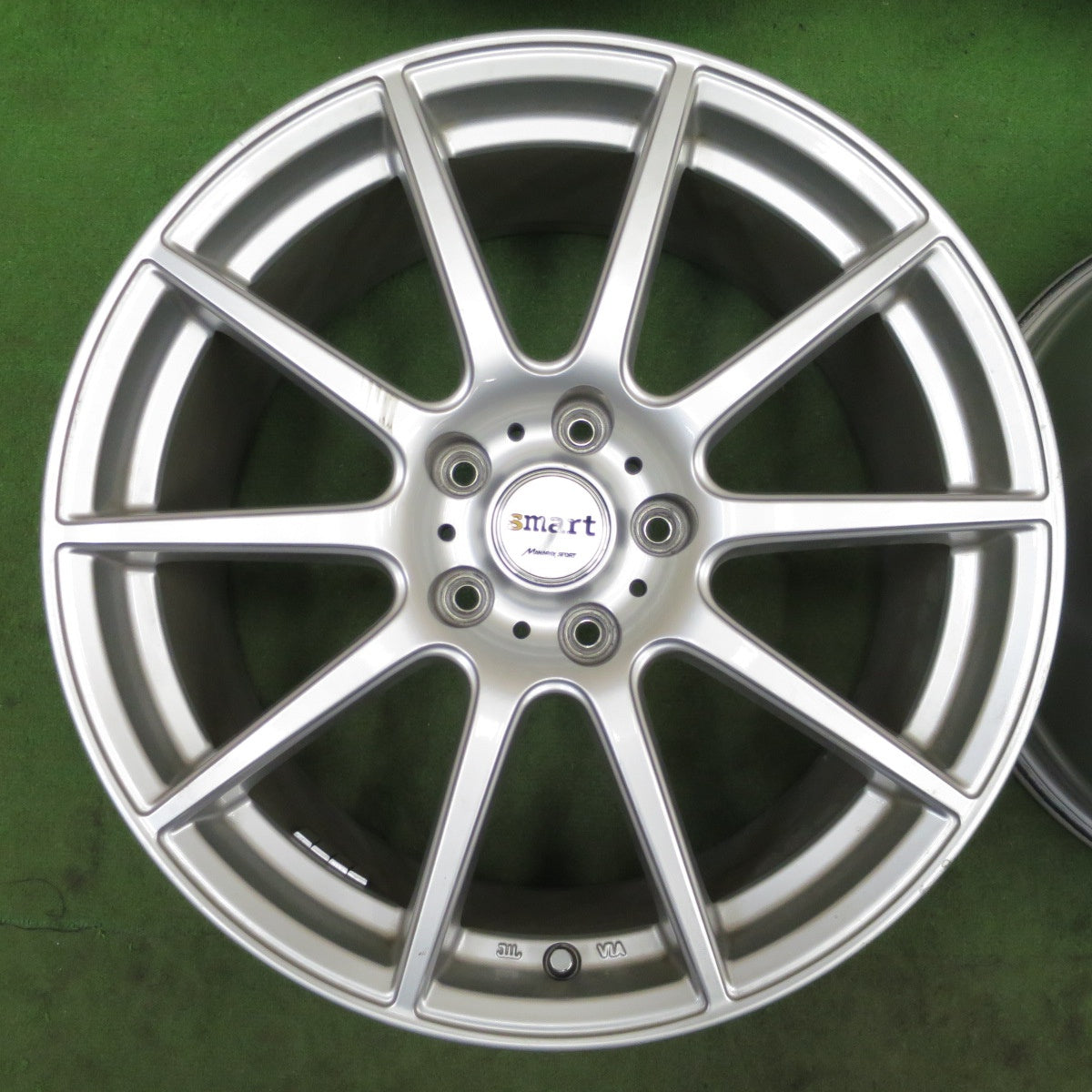キレイ★smart MANARAY SPORT 18インチ ホイール スマート マナレイ スポーツ 18×8J PCD114.3/5H★6051005NGホ