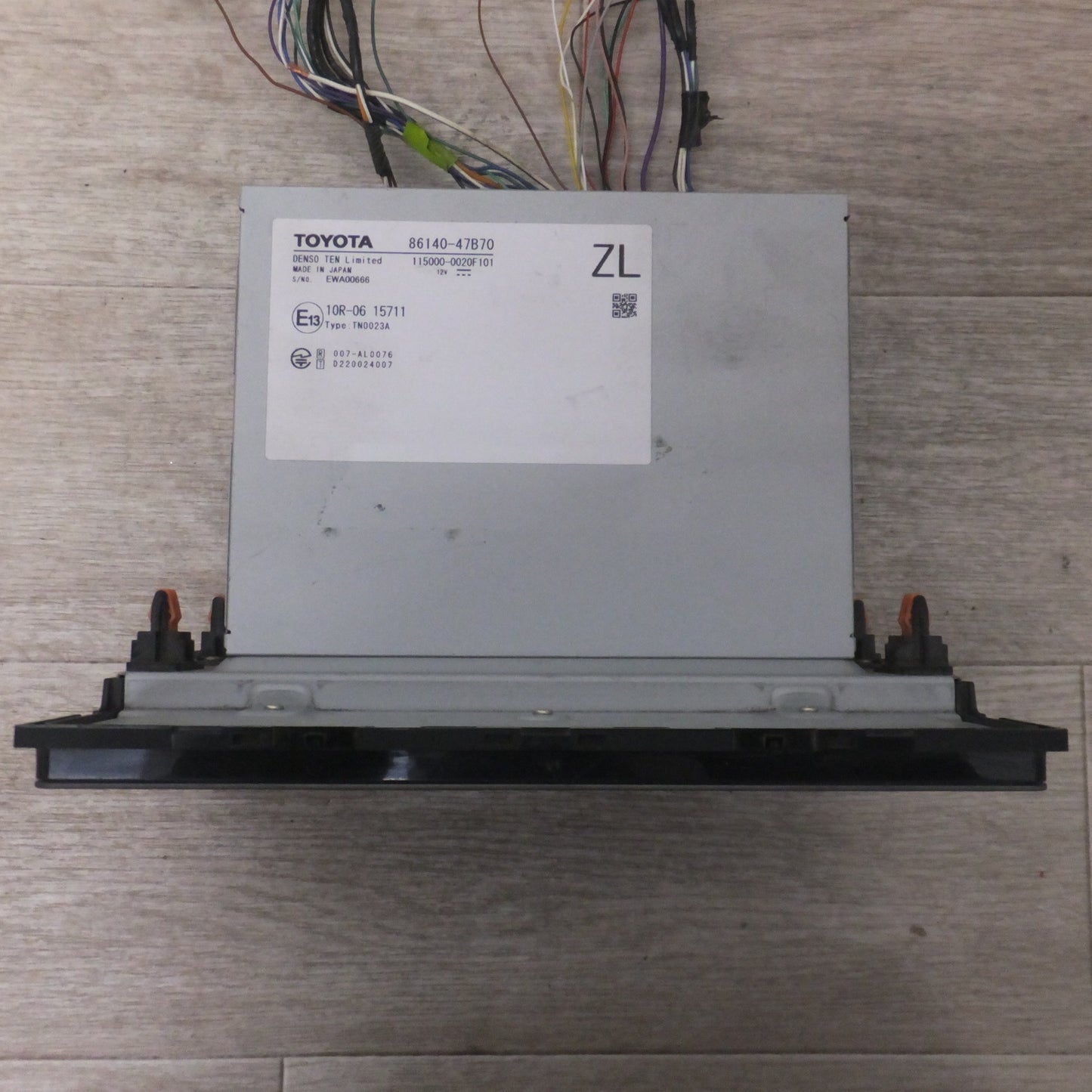 [送料無料] 現状品★デンソーテン製 トヨタ 純正 ディスプレイオーディオ 86140-47B70　トヨタ プリウス 60系(75)★