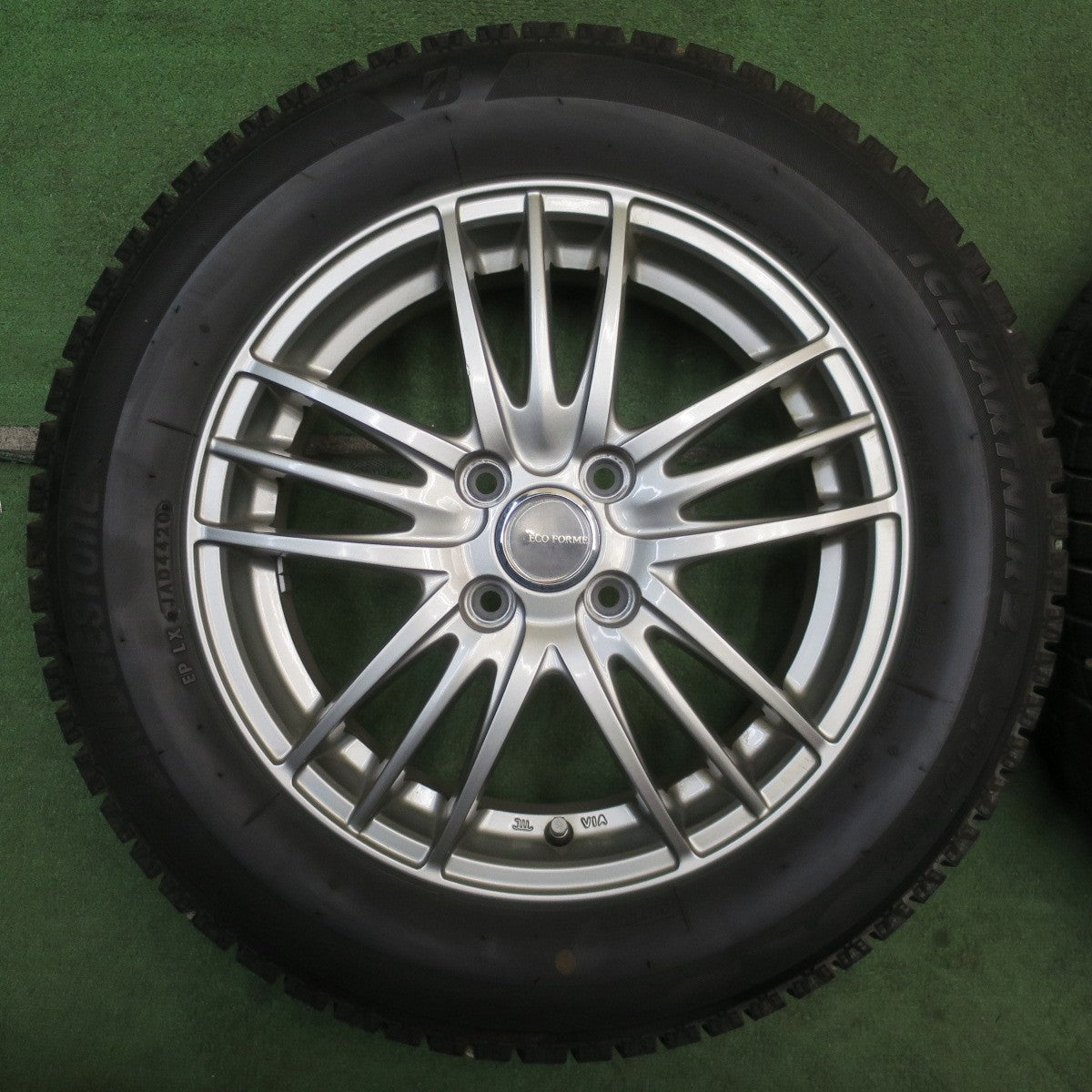 バリ溝！キレイ！9.5分★スタッドレス 185/65R15 ブリヂストン アイスパートナー2 ECO FORME SE-18 エコフォルム 15インチ PCD100/4H★6052904NJス