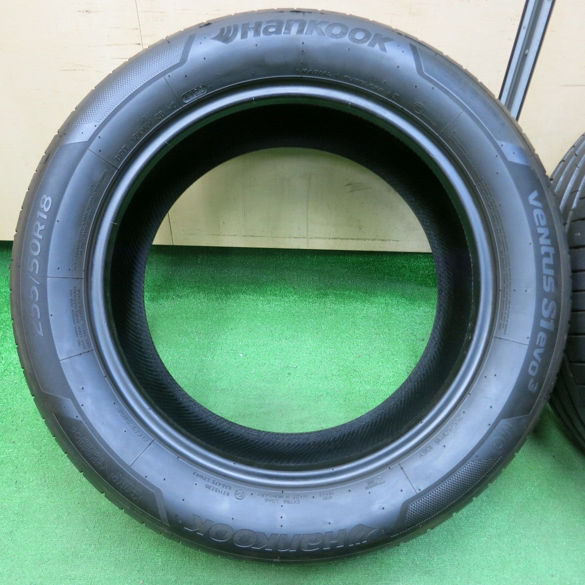 *送料無料* 新車外し！20年★255/50R18 ハンコック ベンタス S1 evo3 MO ベンツ 承認 タイヤ 18インチ★4041304イノタ