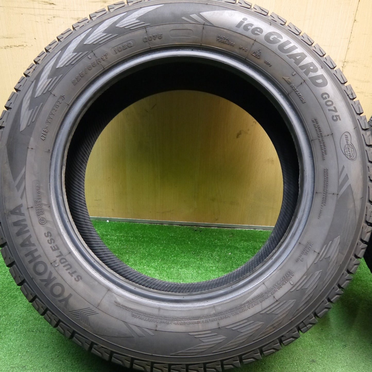 バリ溝！22年！9分★スタッドレス 225/65R17 ヨコハマ アイスガード G075 タイヤ 17インチ CX-5 CX-8 エクストレイル 等★5053010Hスタ