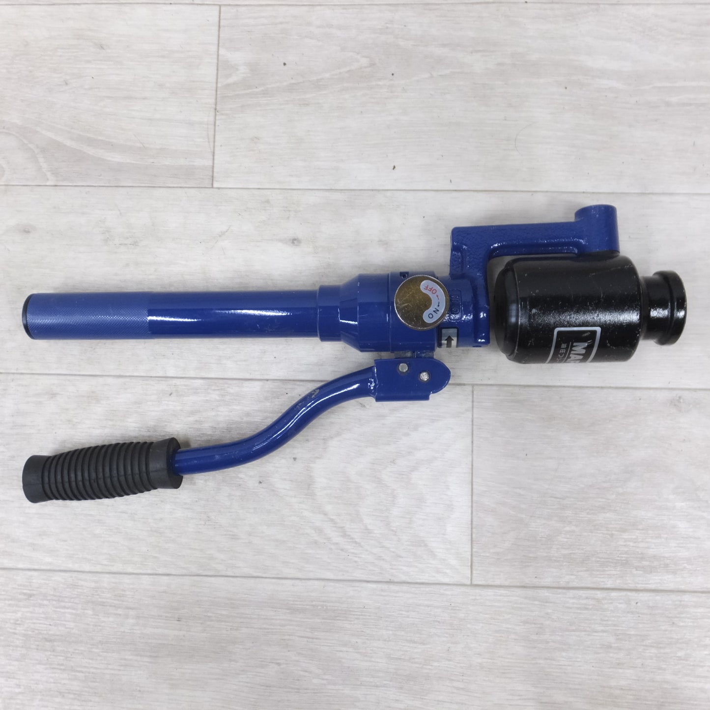 [送料無料] ◆マーベル 手動 油圧 フリー パンチ 薄鋼電線管用 刃物 セット MOP-1C 小軸 大軸 カラー ケース付き◆