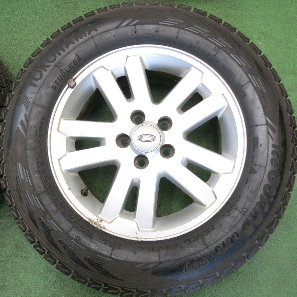 バリ溝！9分◎Ford フォード エクスプローラー 純正 245/65R17 スタッドレス ヨコハマ アイスガード G075 17インチ PCD114.3/5H◎6061808HAス