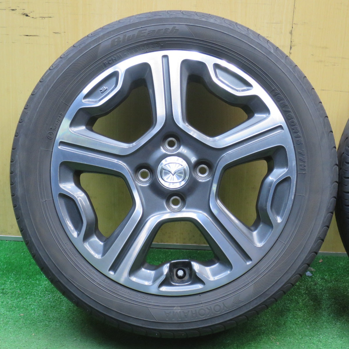 4本価格！22年★マツダ フレア クロスオーバー スズキ ハスラー 純正 165/60R15 ヨコハマ ブルーアース AE01 15インチ PCD100/4H★6021103NJノ