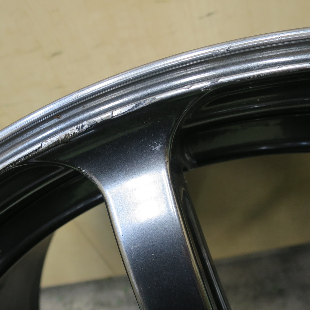 1本価格★ADVAN RACING RGⅢ アドバン レーシング RG3 19インチ ホイール 19×8.5J PCD114.3/5H★6050803ナホ