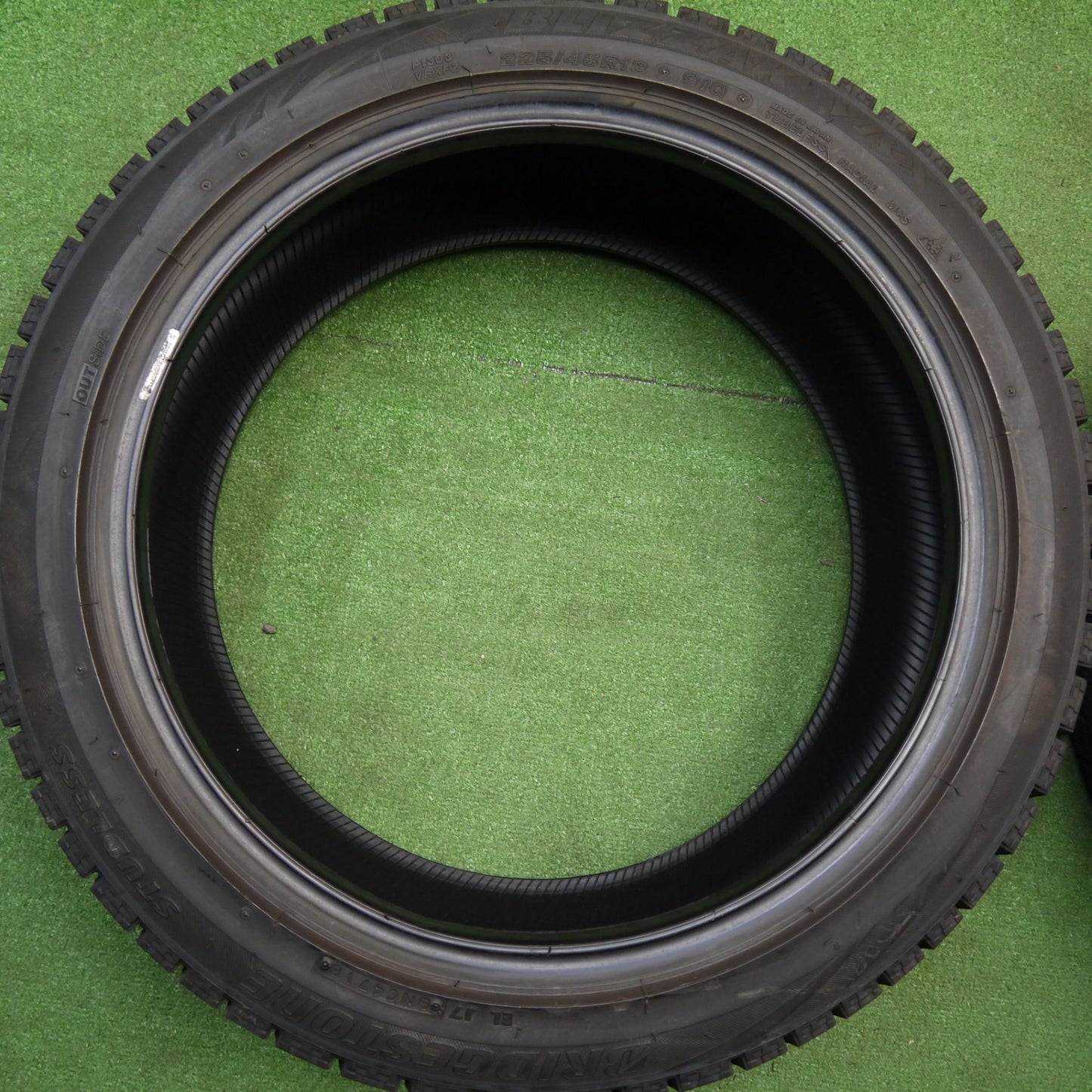 バリ溝！9.5分★スタッドレス 225/45R18 ブリヂストン ブリザック VRX タイヤ 18インチ クラウン マークX レヴォーグ インプレッサ 等★5120202Hスタ
