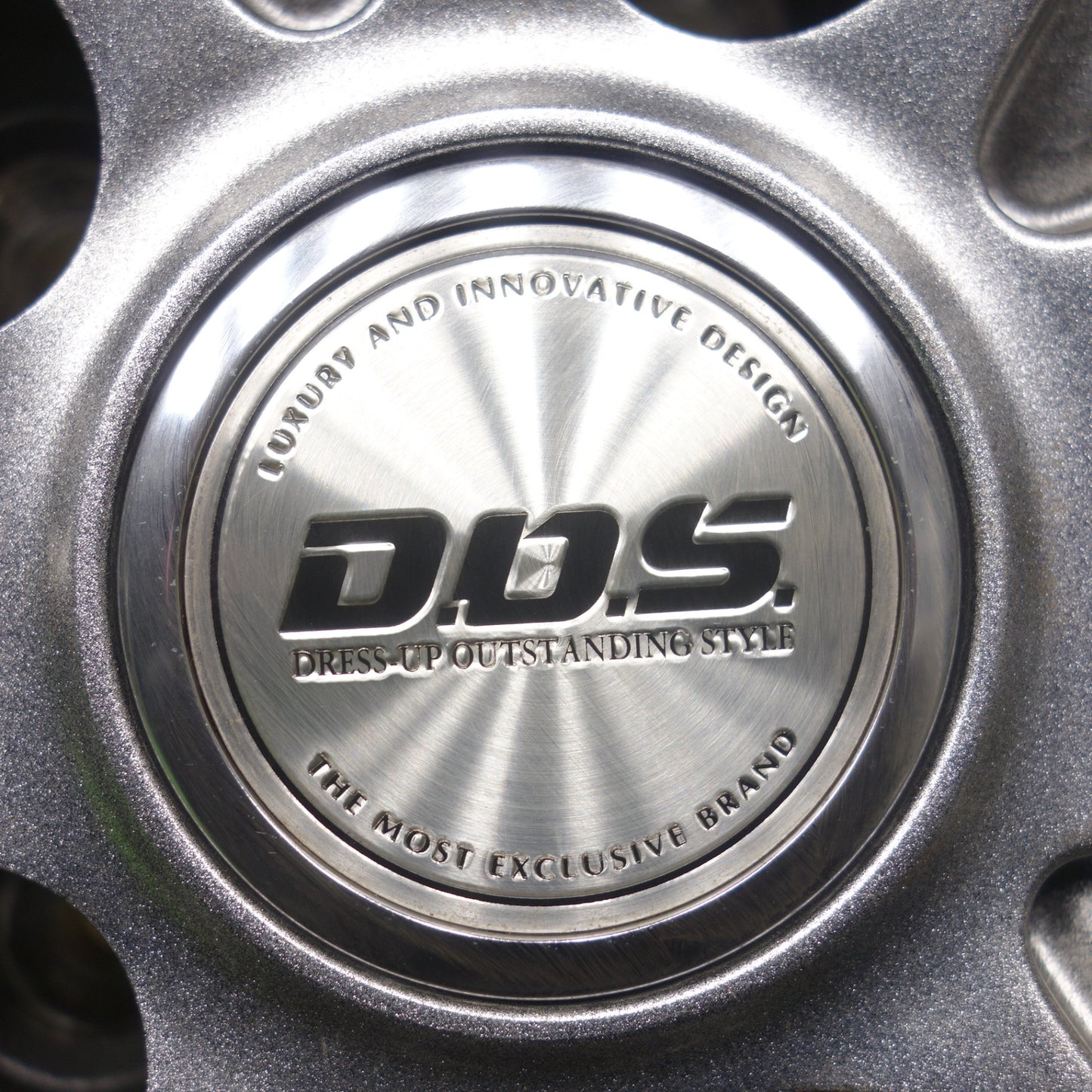 バリ溝！キレイ！ほぼ10分★スタッドレス 225/65R17 グッドイヤー アイスナビ SUV D.O.S. DOS 17インチ PCD114.3/5H★5121503KTス