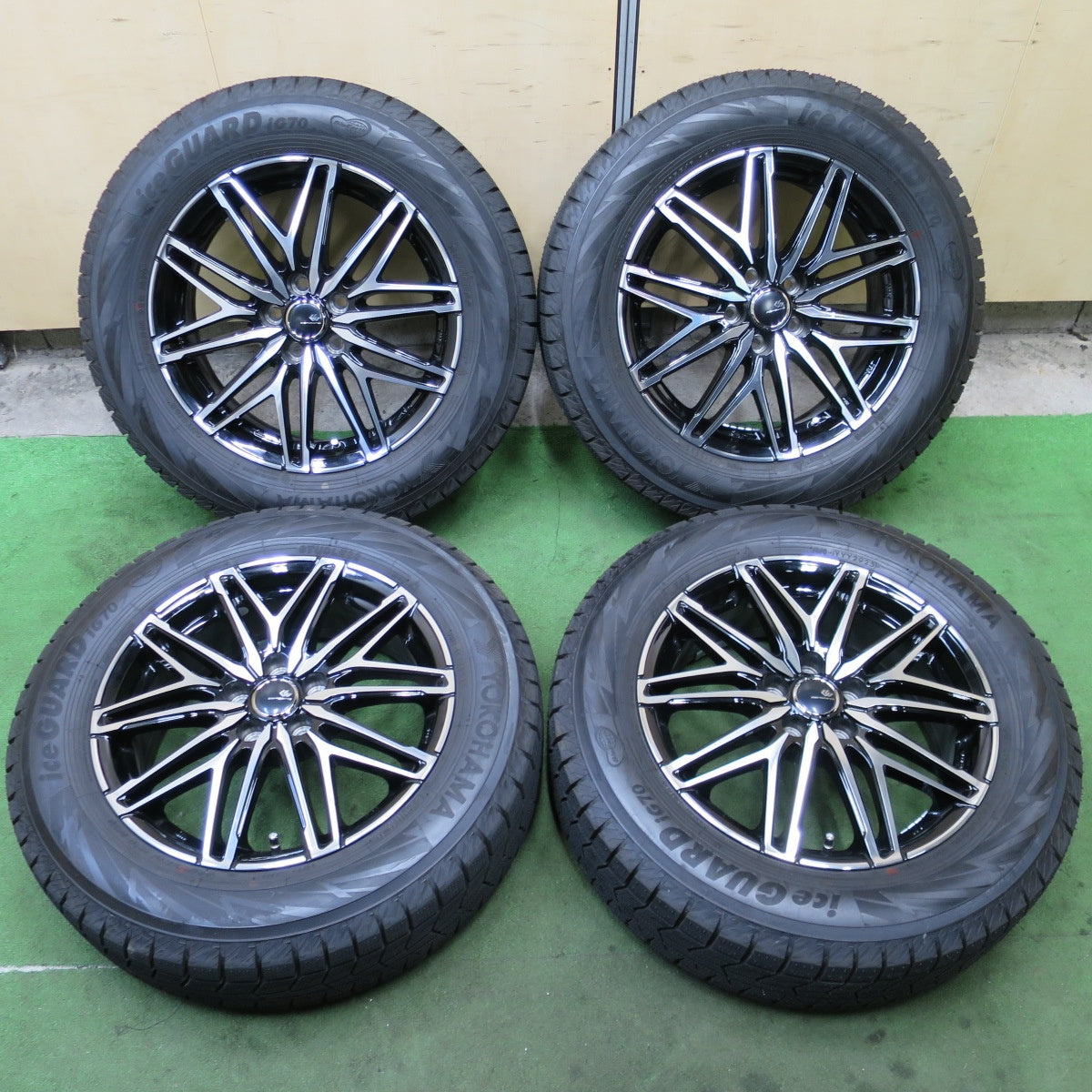 ほぼ未使用！25年！キレイ★ロッキー ライズ 等 195/65R16 スタッドレス ヨコハマ アイスガード iG70 CEREBRO WA45 セレブロ 16インチ PCD100/5H★6042901NGス