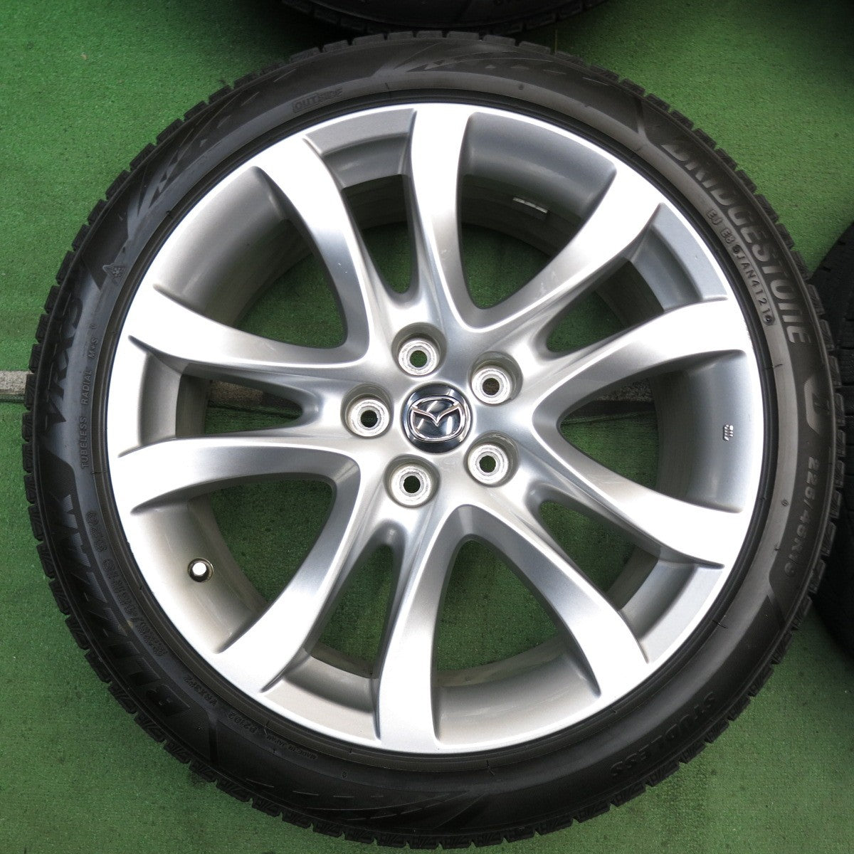 4本価格◎マツダ GJ系 アテンザ 純正 225/45R19 スタッドレス ブリヂストン ブリザック VRX3 19インチ PCD114.3/5H◎6083102KKス