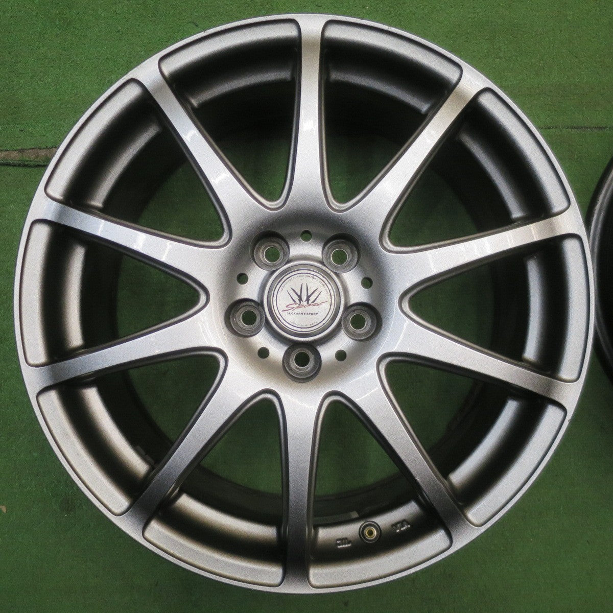 4本価格★LOXARNY SPORT BADX 17インチ ホイール ロクサーニ スポーツ 17×7J PCD100/5H★6042701NJホ