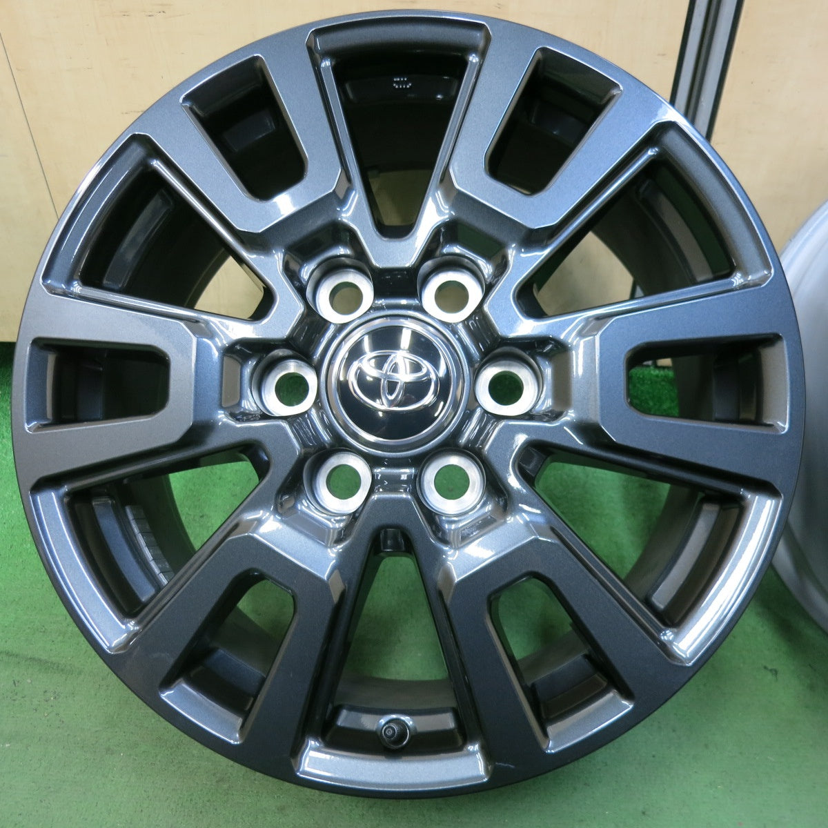 新車外し★トヨタ ランクル 250 VX 純正 ホイール 18インチ 18×7.5J PCD139.7/6H★5052809SYホ