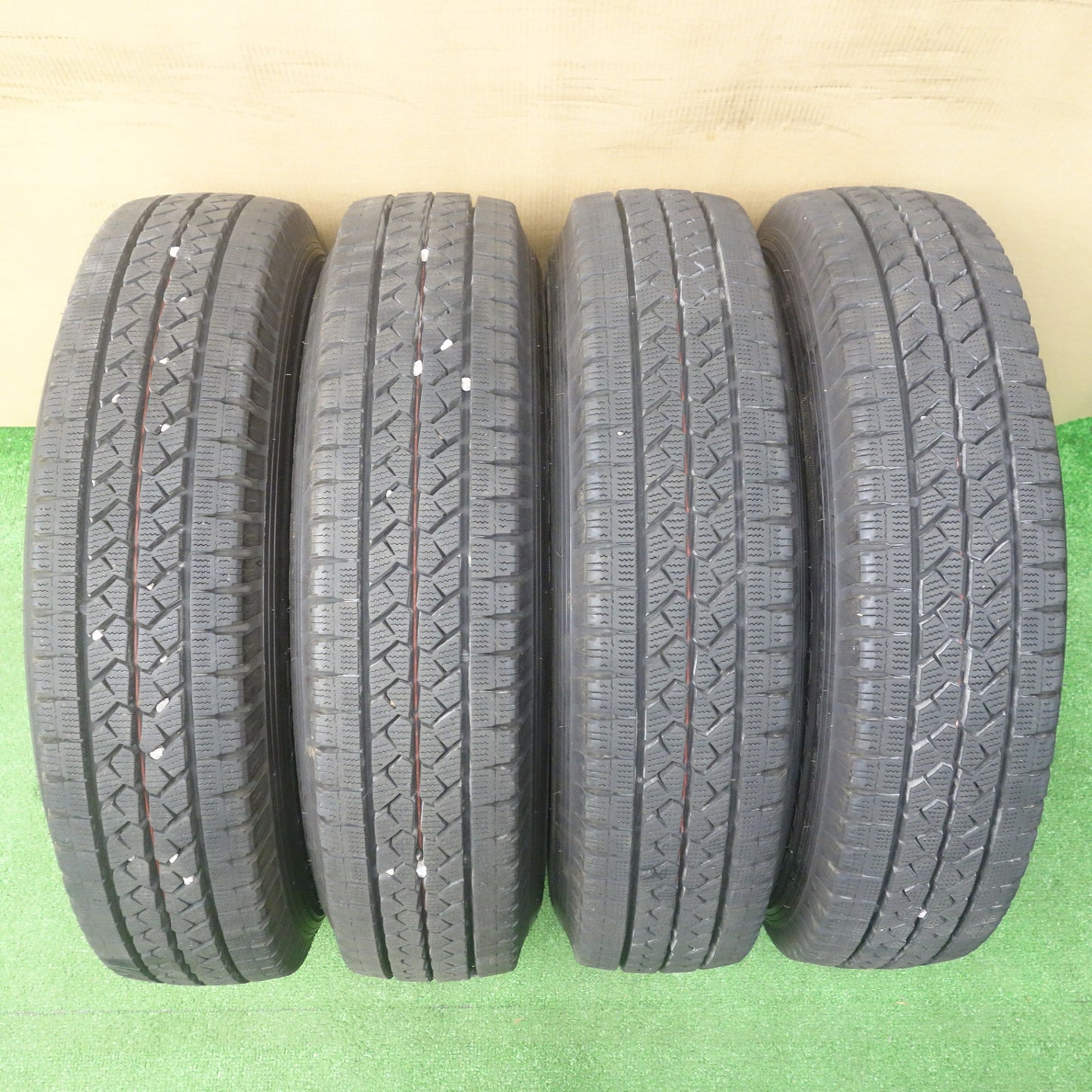 バリ溝！23年！キレイ！9.5分以上★スタッドレス 155/80R14 88/86N ブリヂストン ブリザック VL1 CVW 社外 アルミ 14インチ PCD100/4H★6040605KTス