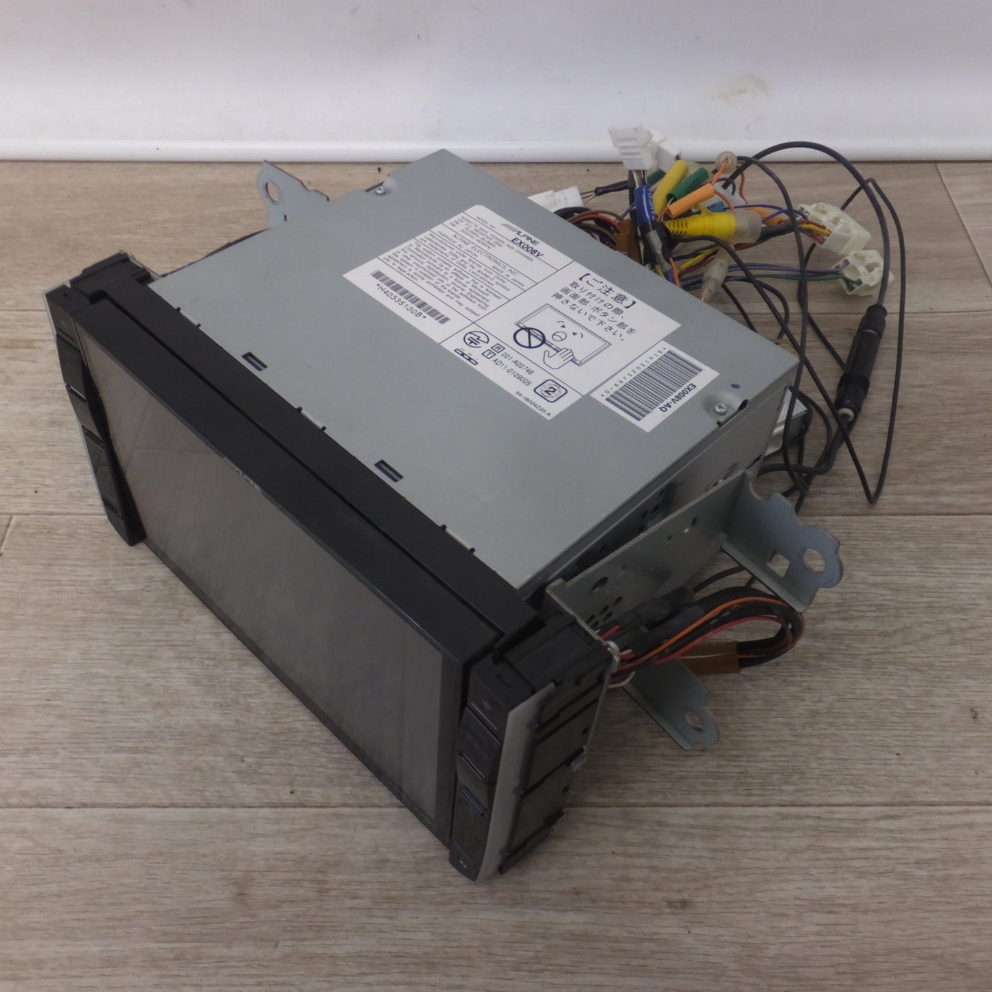 [送料無料] 現状品★アルパイン ALPINE 8型ワイドVGA LED液晶 SDナビ EX008V　地図カード 使用不可(51)★