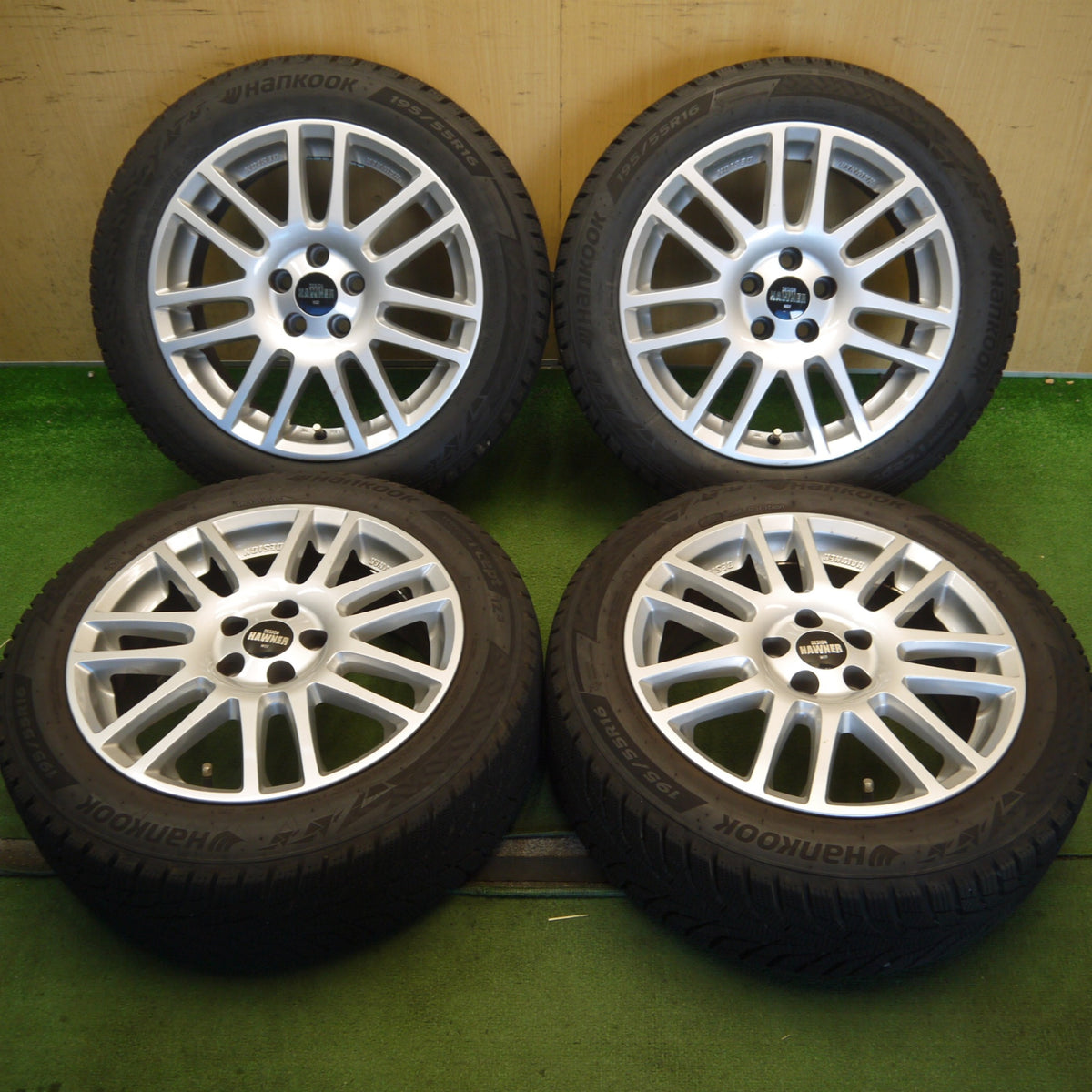 ほぼ未使用！25年！キレイ◎ワーゲン 等 195/55R16 スタッドレス ハンコック ウインター アイセプト IZ3 DESIGN HAWNER W07 ハウナー デザイン 16インチ PCD100/5H◎6082105Hス