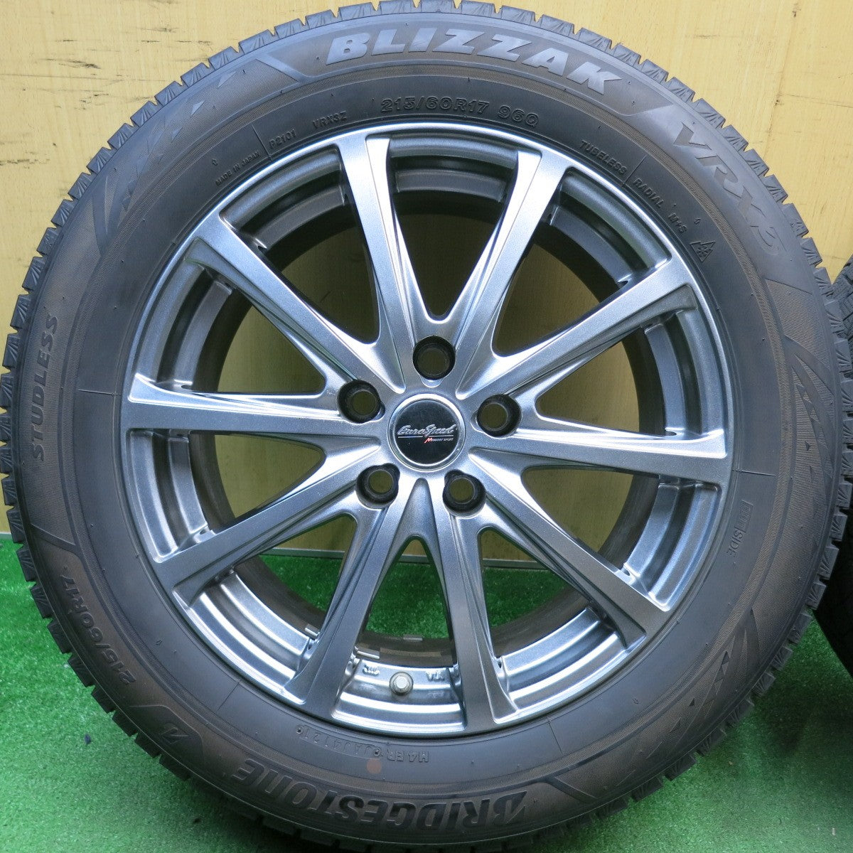 バリ溝！9.5分★スタッドレス 215/60R17 ブリヂストン ブリザック VRX3 EuroSpeed MANARAY SPORT ユーロスピード 17インチ PCD114.3/5H★6031406HAス