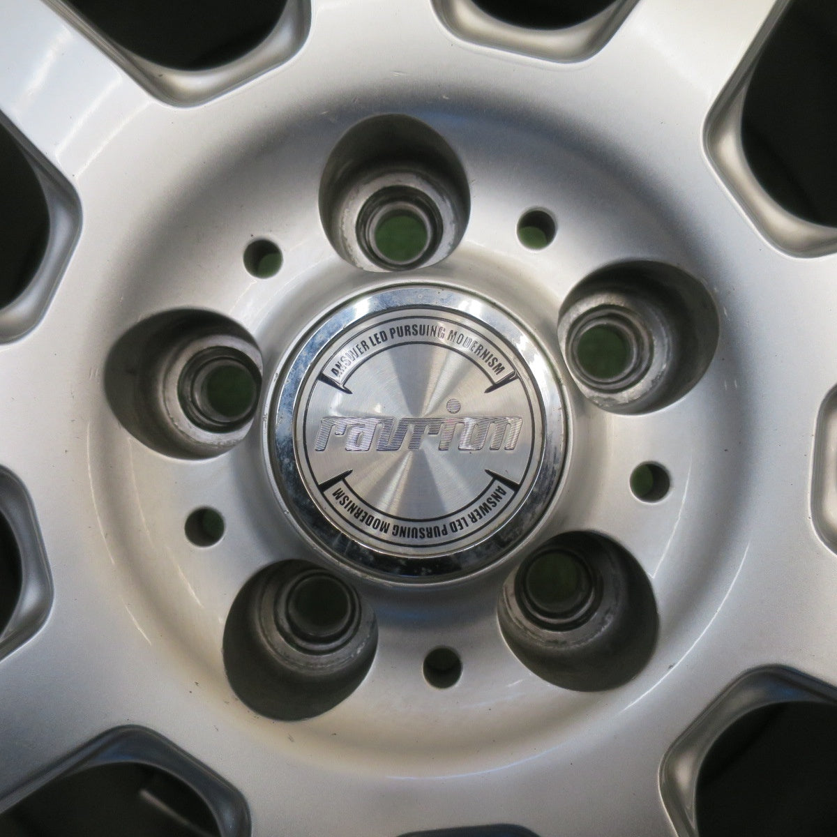 キレイ★プリウス 等 195/65R15 スタッドレス グッドイヤー アイスナビ ZEA2 ravrion ラブリオン 15インチ PCD100/5H★6051802NJス