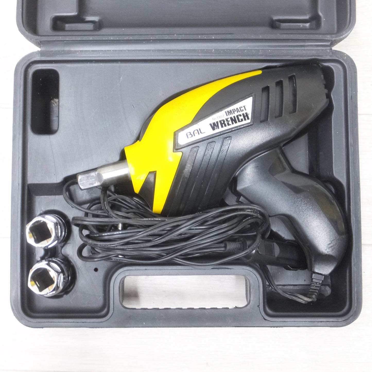 [送料無料] 付属品付き◆バル BAL インパクト レンチ No.1307 DC12V シガーソケット ケース付き 電動 工具◆
