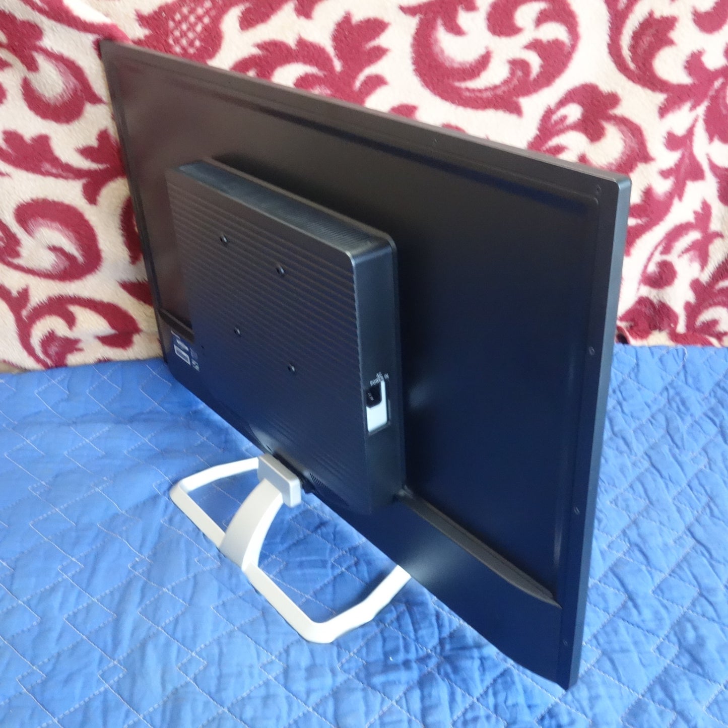 [送料無料] ☆I-ODATA アイオーデータ 液晶 モニター 31.5インチ EX-LDQ321DB ADSパネル HDMI×3 DP×1 スピーカー付 ジャンク☆