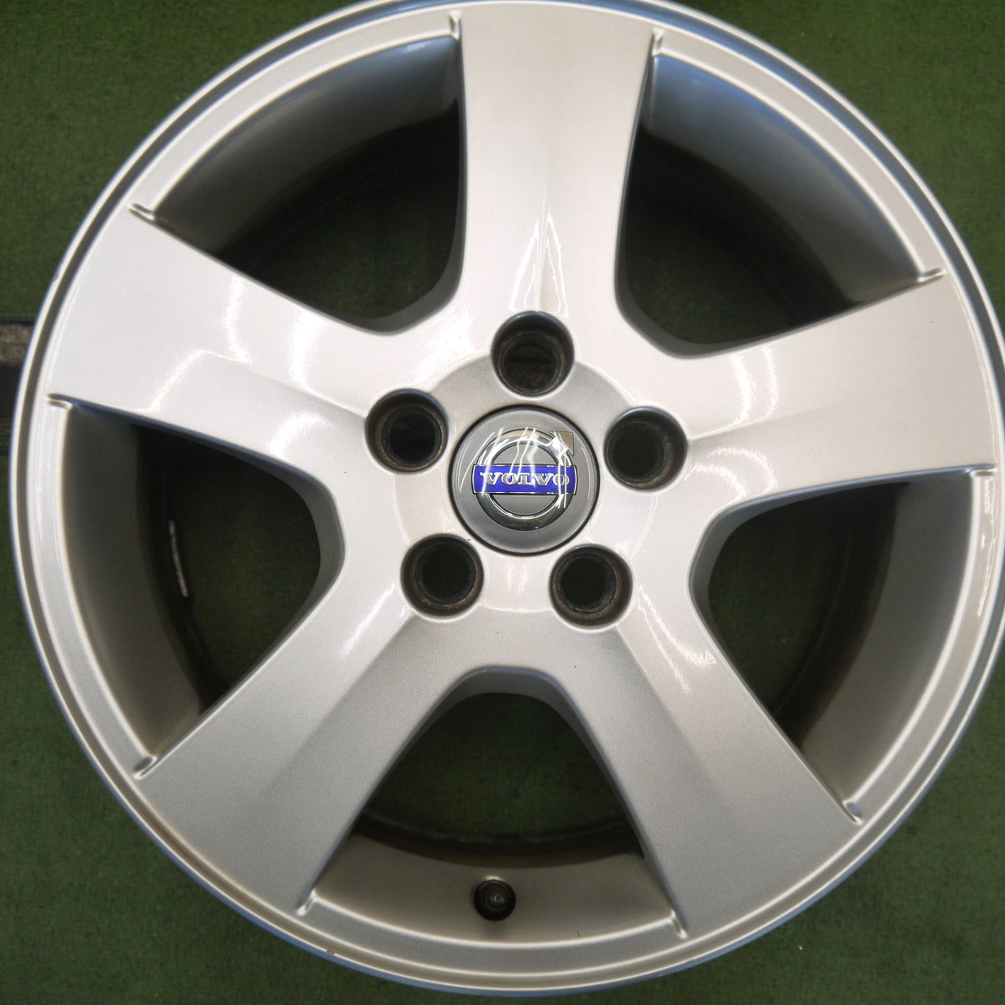 キレイ◎ボルボ V50 純正 ホイール 16インチ 16×6.5J VOLVO PCD108/5H◎6081805Hホ