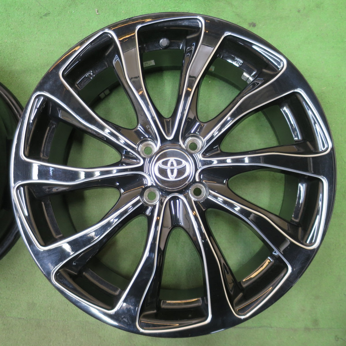 4本価格◎トヨタ ライズ ダイハツ ロッキー 純正 オプション BALMINUM T10 バルミナ ホイール 17インチ 17×6J PCD100/4H◎6082201NGホ