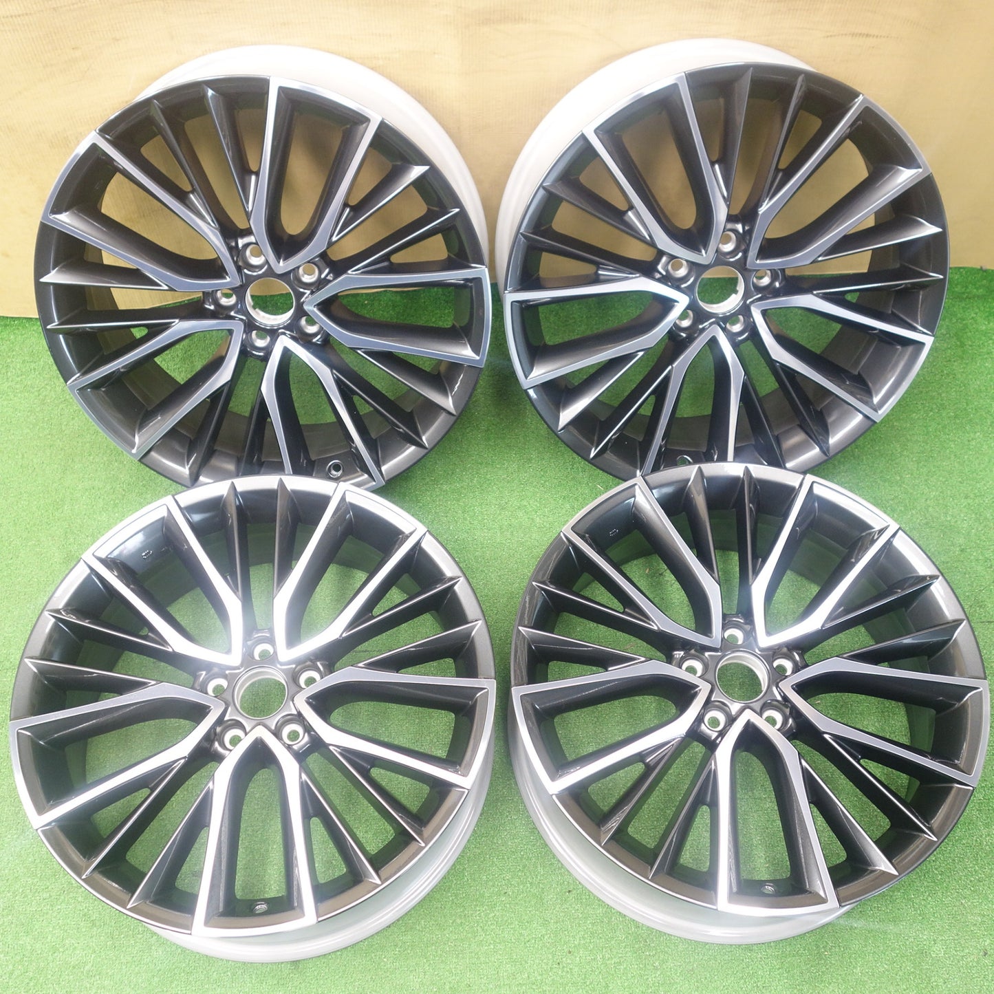 未使用★レクサス NX バージョンL 純正 ホイール 20インチ 20×7.5J PCD114.3/5H★6022702KTホ
