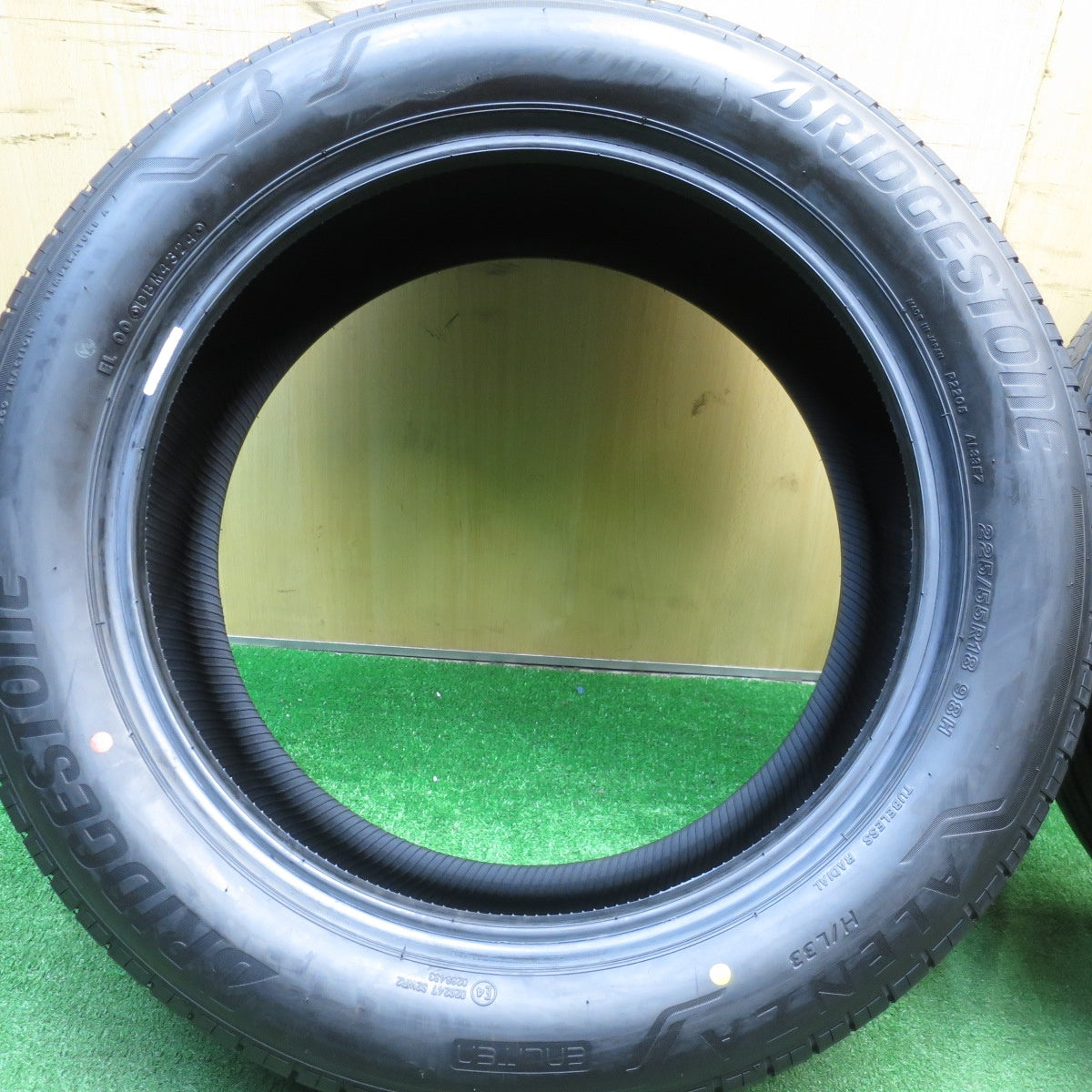 [送料無料] 新車外し！24年★225/55R18 ブリヂストン アレンザ H/L33 タイヤ 18インチ ZR-V デリカ エルグランド 等★5031107Hノタ