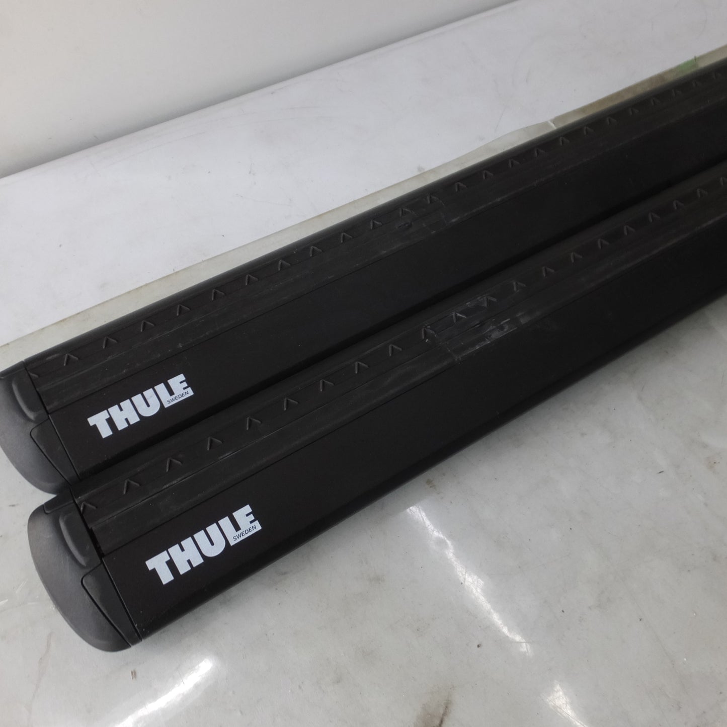 [送料無料] ◆THULE スーリー エボ フラッシュ レール Evo Flush Rail 710600 フット 鍵付き キャリアベース ルーフ キャリア◆