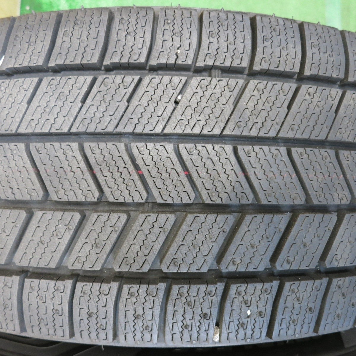 バリ溝！25年！ほぼ10分◎スタッドレス 235/60R18 ブリヂストン ブリザック WZ-1 GLAMIC LX-S グラミック 18インチ PCD114.3/5H レクサス トヨタ 専用◎6100406HAス