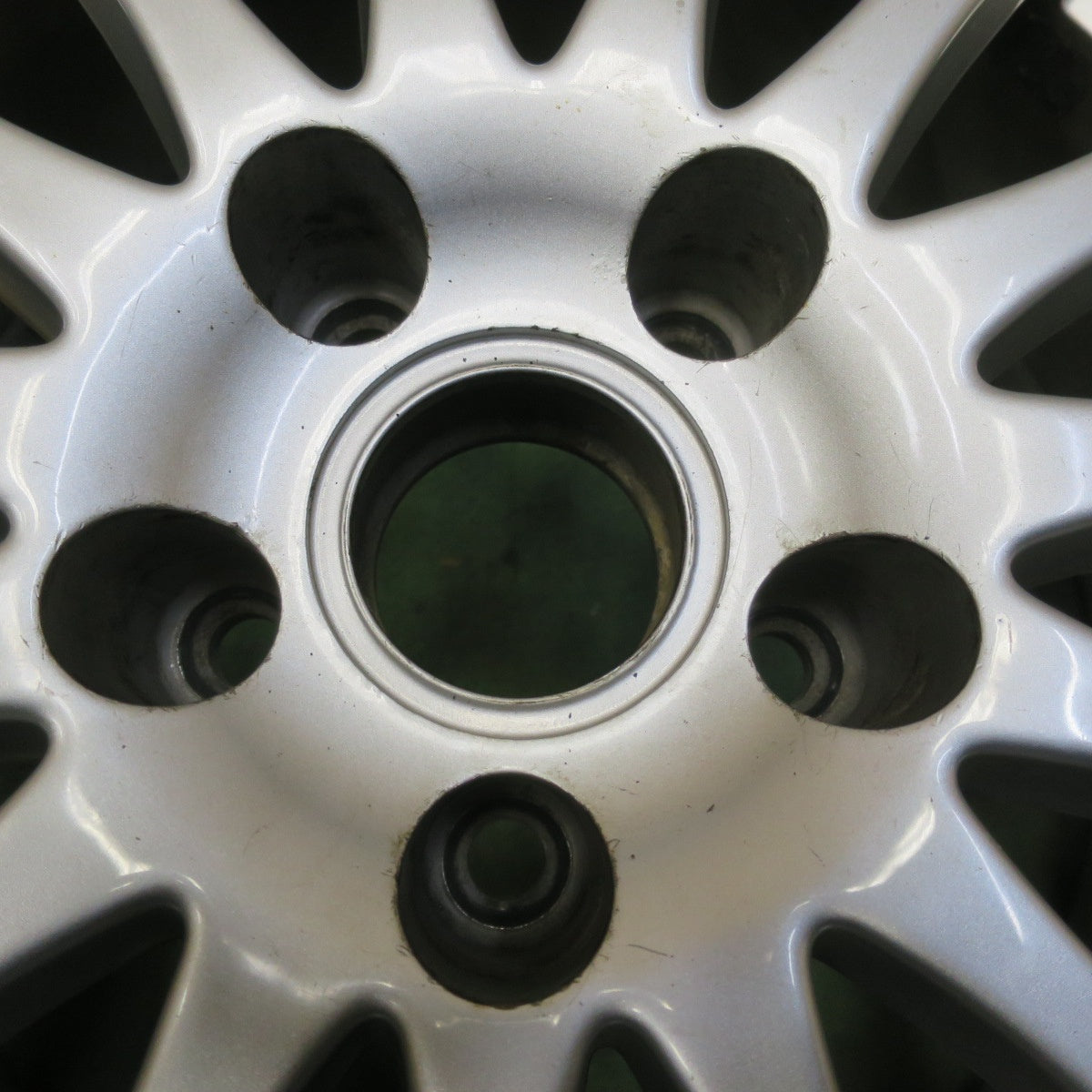 バリ溝！9分★ワーゲン 等 ATS 215/60R16 スタッドレス ダンロップ ウインターマックス WM01 16インチ PCD112/5H★5071605イス