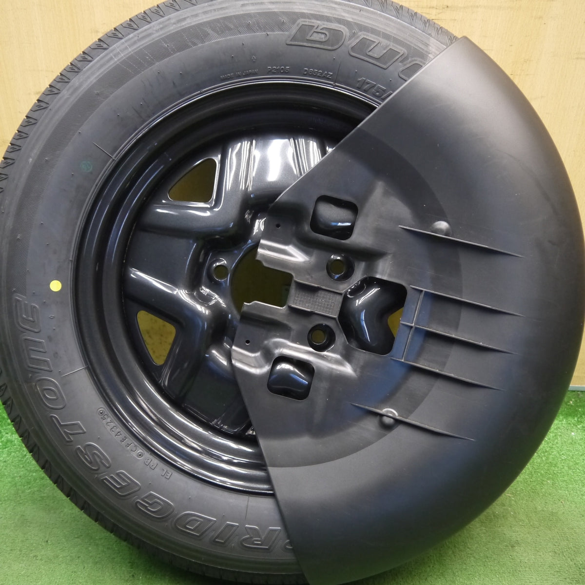 新車外し！25年！1本◎スズキ JB64 ジムニー 純正 スチール 175/80R16 ブリヂストン デューラー H/L 852 DUELER 16インチ PCD139.7/5H◎6091104Hノ
