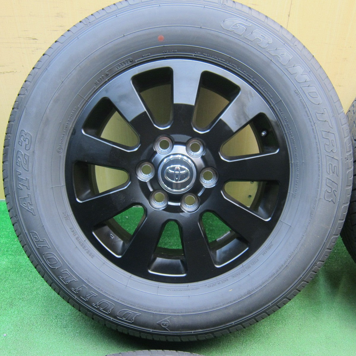 [送料無料] 新車外し！24年★トヨタ ランクル 250 FirstEdition 純正 265/65R18 ダンロップ AT23 グラントレック ファーストエディション PCD139.7/6H★5031404TNノ