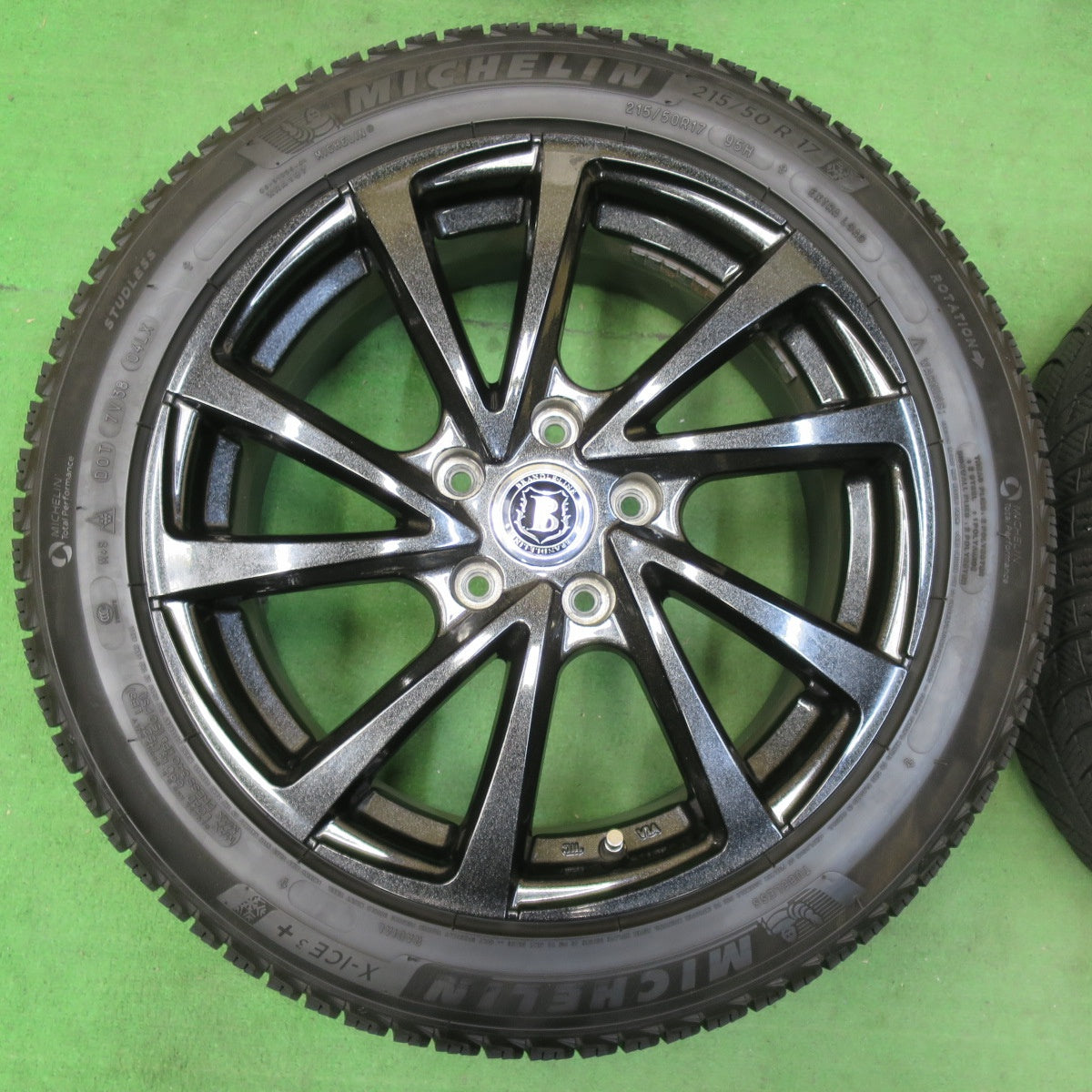 [送料無料] キレイ★スタッドレス 215/50R17 ミシュラン X-ICE3+ BRANDLE-LINE ブランドルライン 17インチ PCD114.3/5H★4110801イス