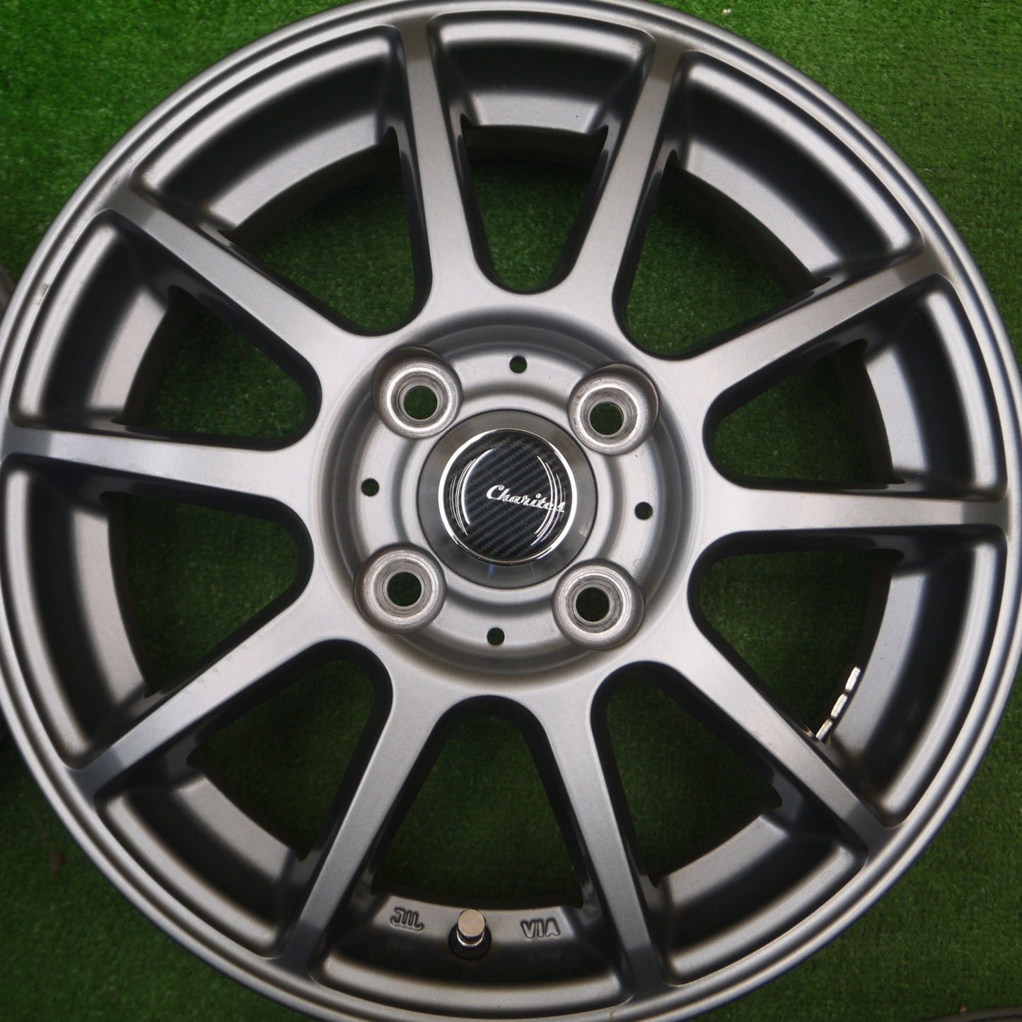 [送料無料] キレイ★CHARITES S10 カリテス 14インチ ホイール 14×4.5J PCD100/4H★4110103Hホ