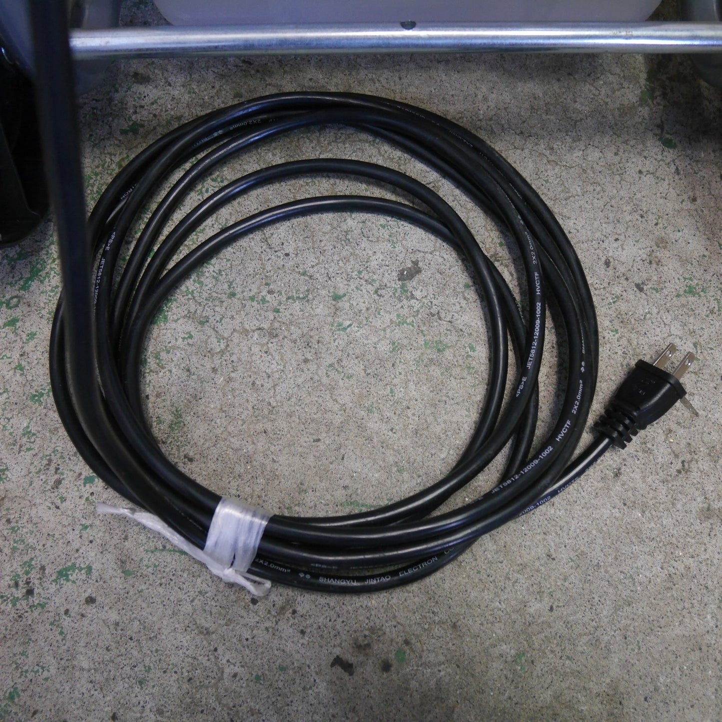 [送料無料] キレイ☆RYOBI リョービ 25mm ガーデン シュレッダー GS-2010 枝木 粉砕 機 チップ状 園芸 剪定 処理 単相 100V☆