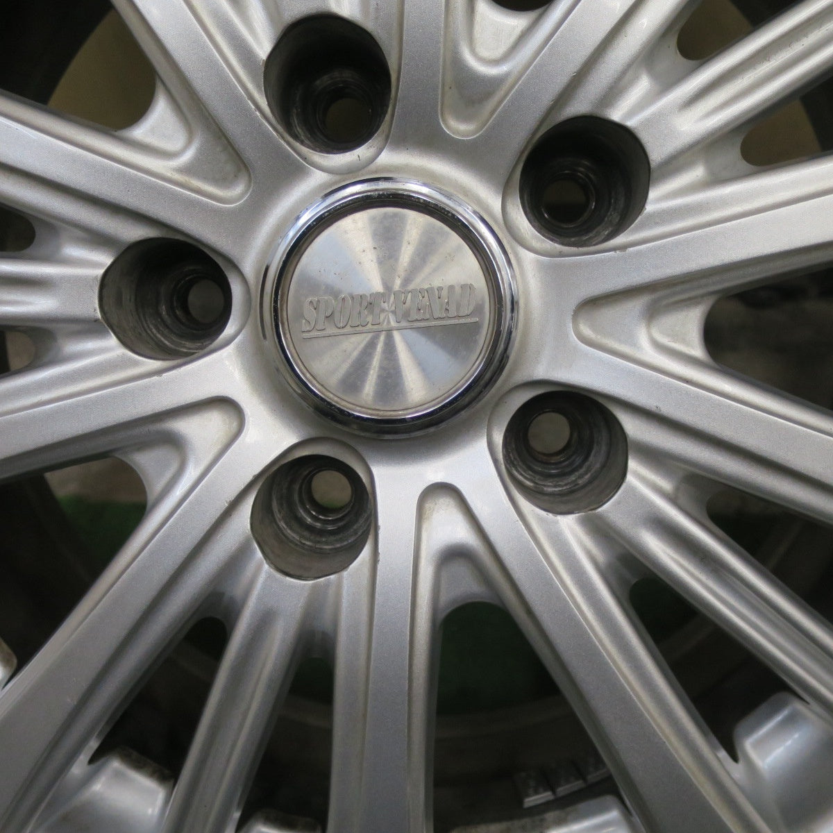 バリ溝！24年！キレイ！9.5分以上★スタッドレス 195/65R15 ブリヂストン ブリザック VRX2 SPORT VENAD 社外 アルミ 15インチ PCD114.3/5H★6021902TTス