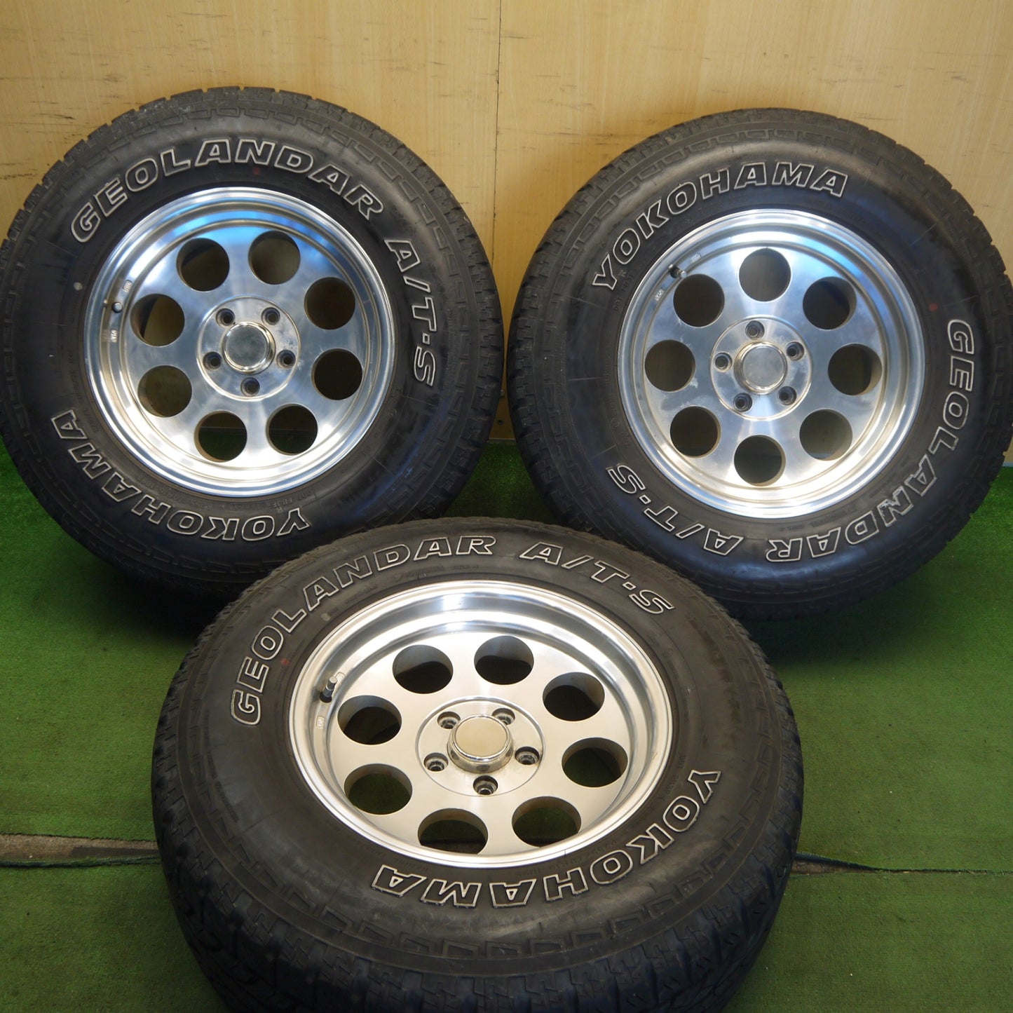 バリ溝！8.5分！3本◎HEART LAND レンコン ホイール 255/70R16 ヨコハマ ジオランダー A/T-S ホワイトレター ハートランド 16インチ PCD114.3/5H◎6081003Hノ